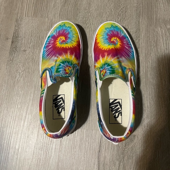 Size 6.5 Tie-dye vans worn once - Picture 1 of 2